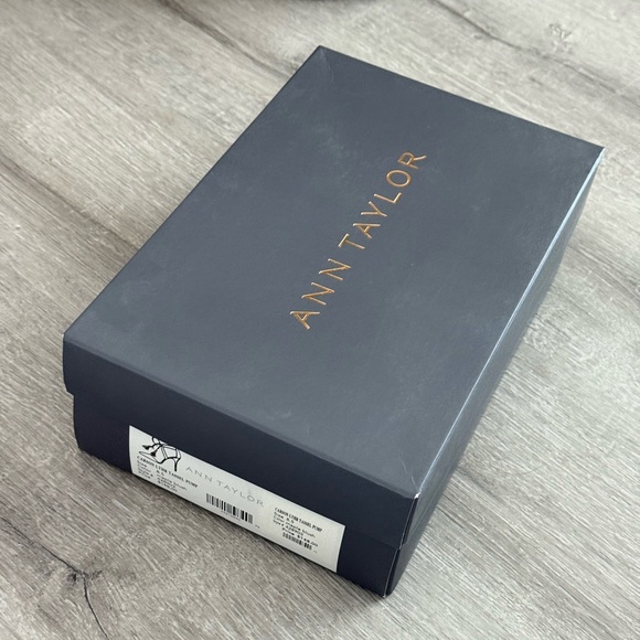 Ann Taylor Blush Pink Lace-Up Heels - Picture 7 of 7